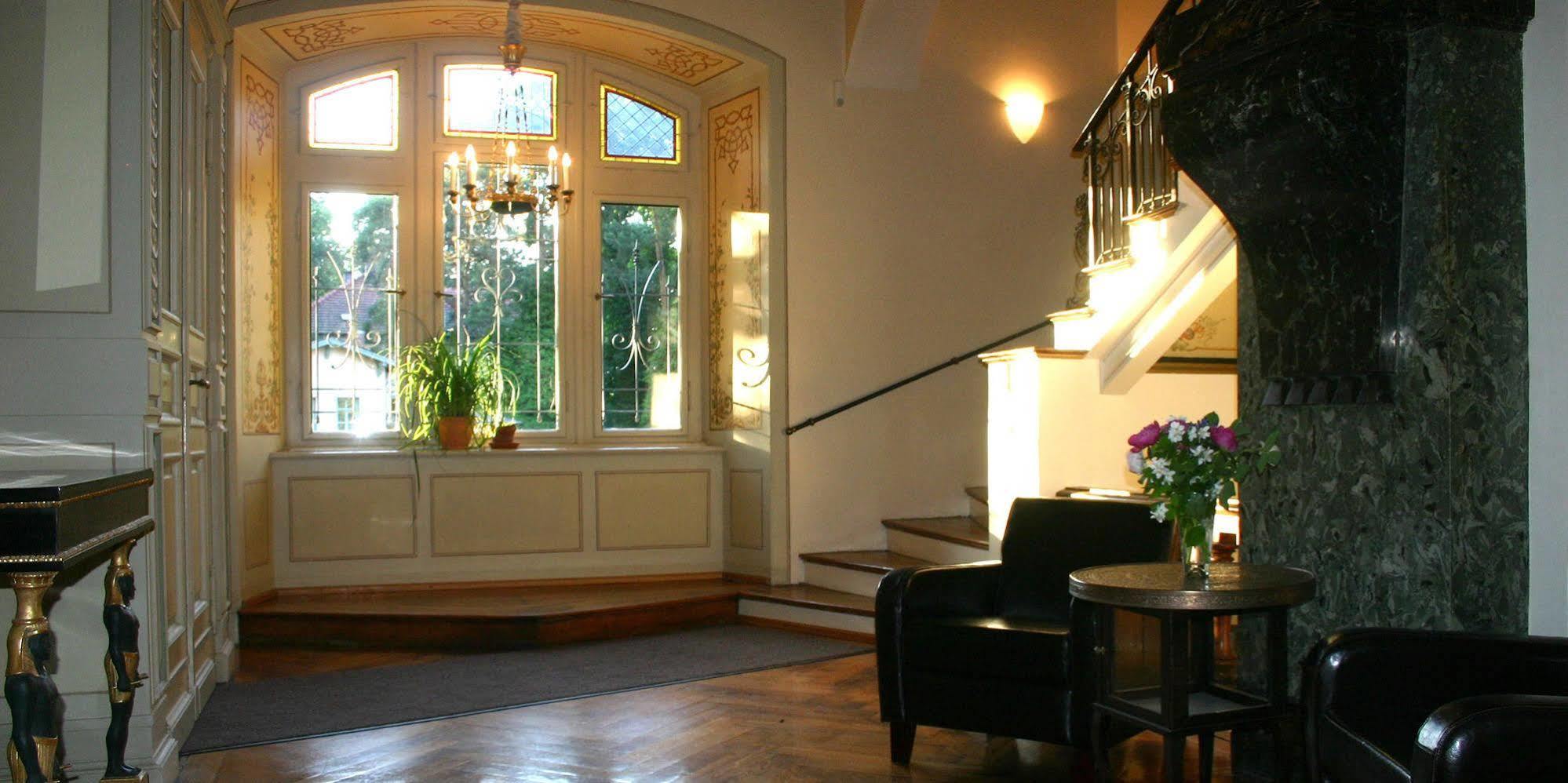 Therese-malten-villa Gasthuis 3*